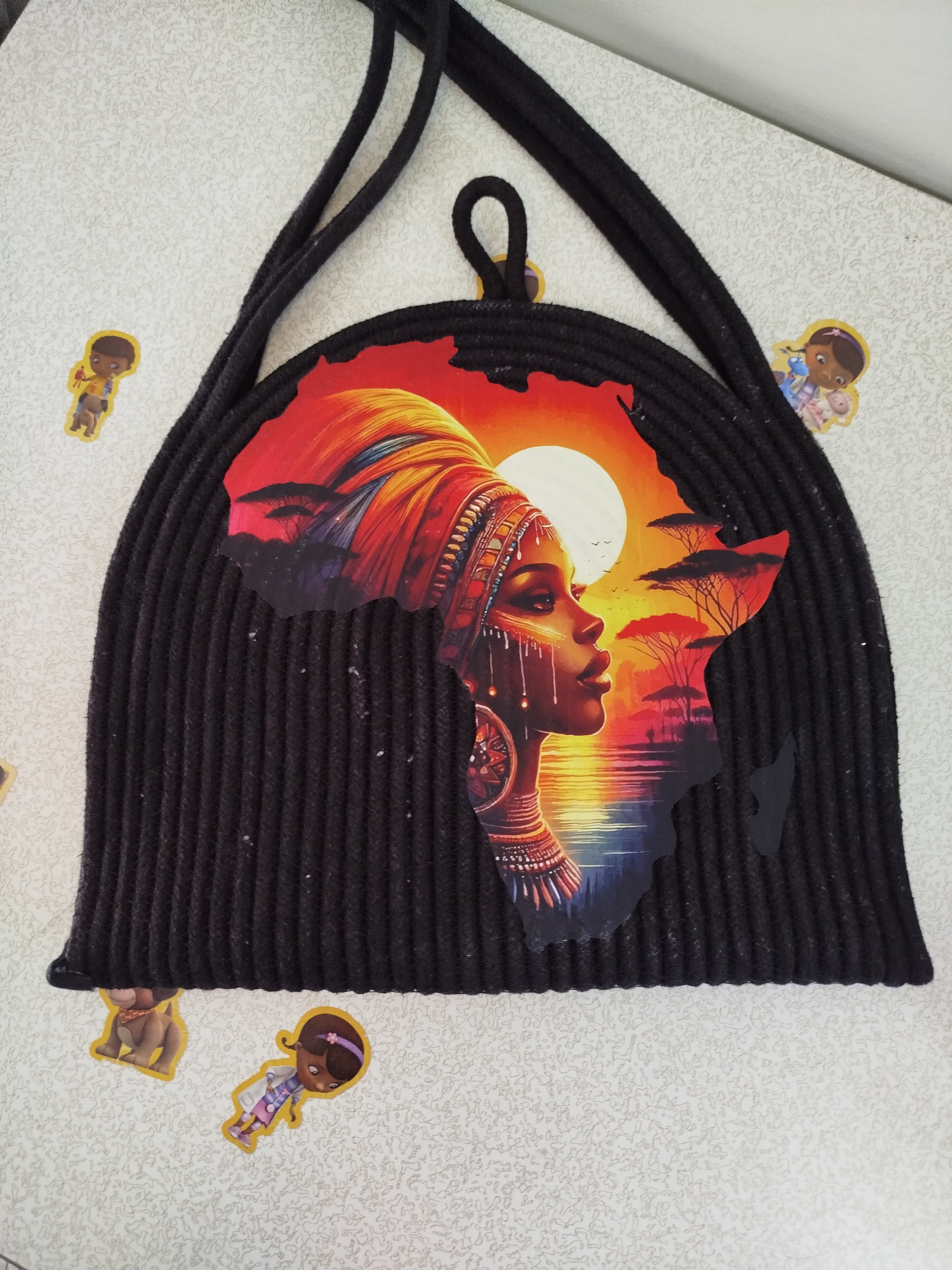 Africa sling in black