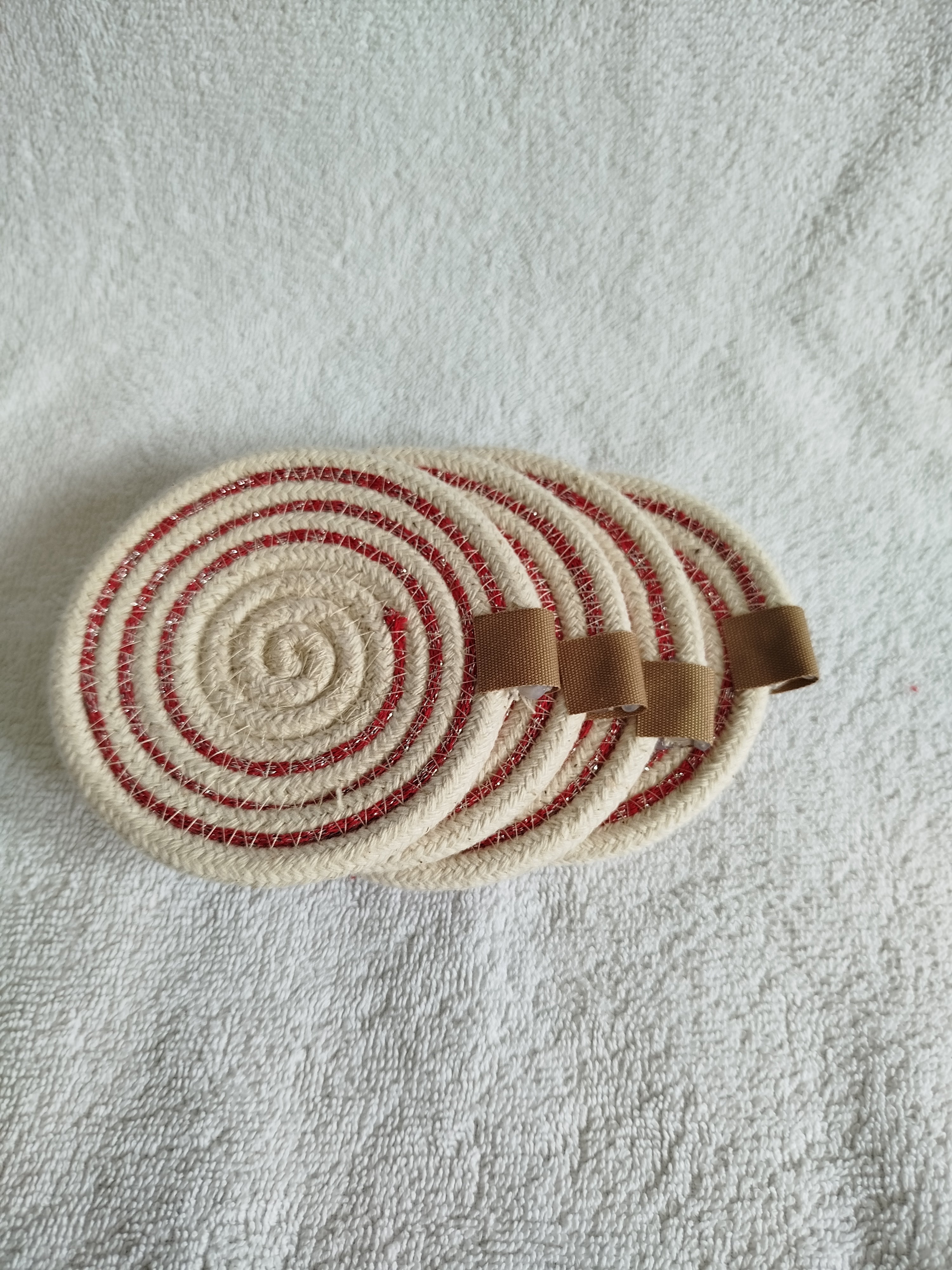 Melo set of caosters