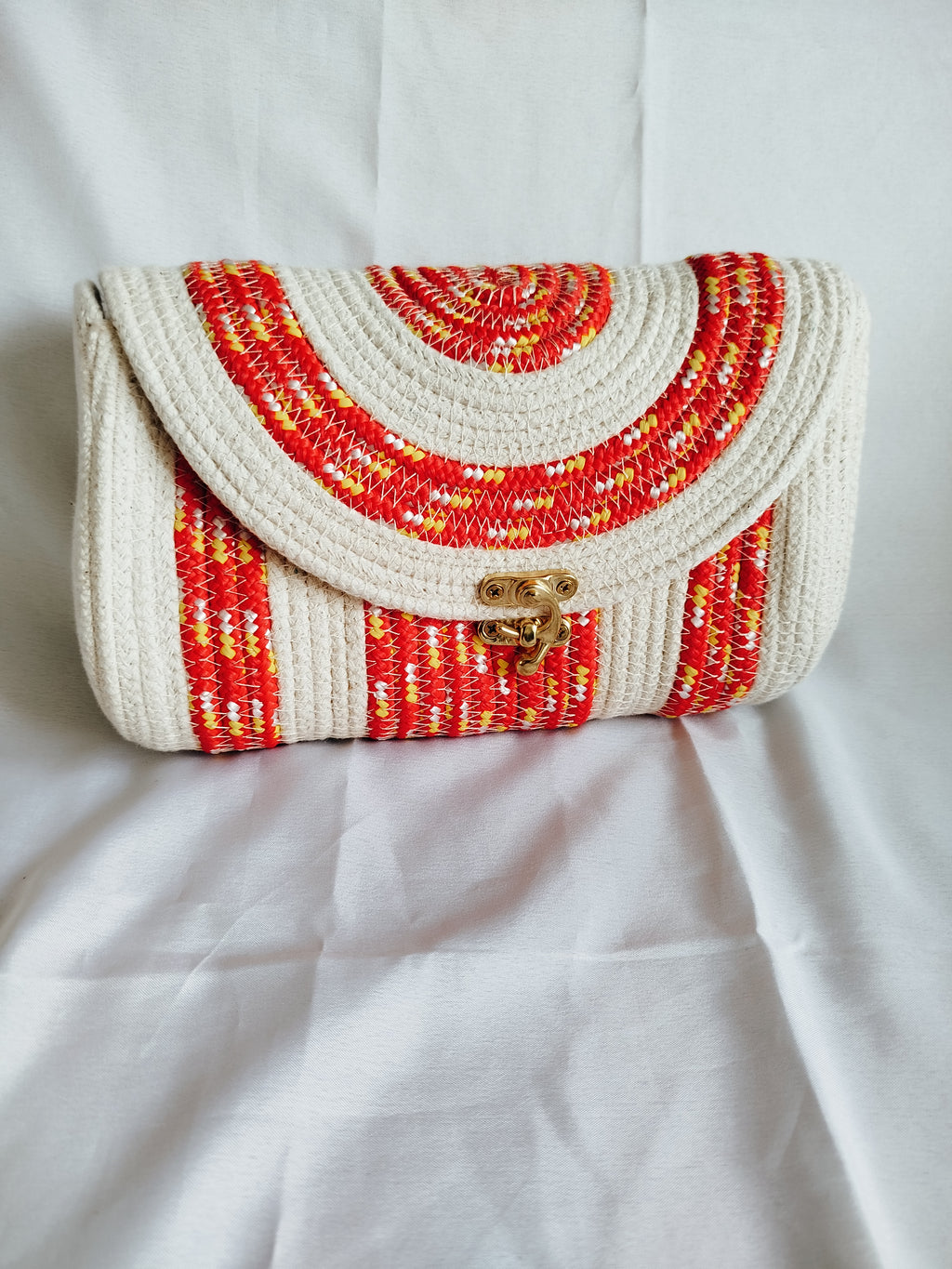 Kungawo Clutch bag