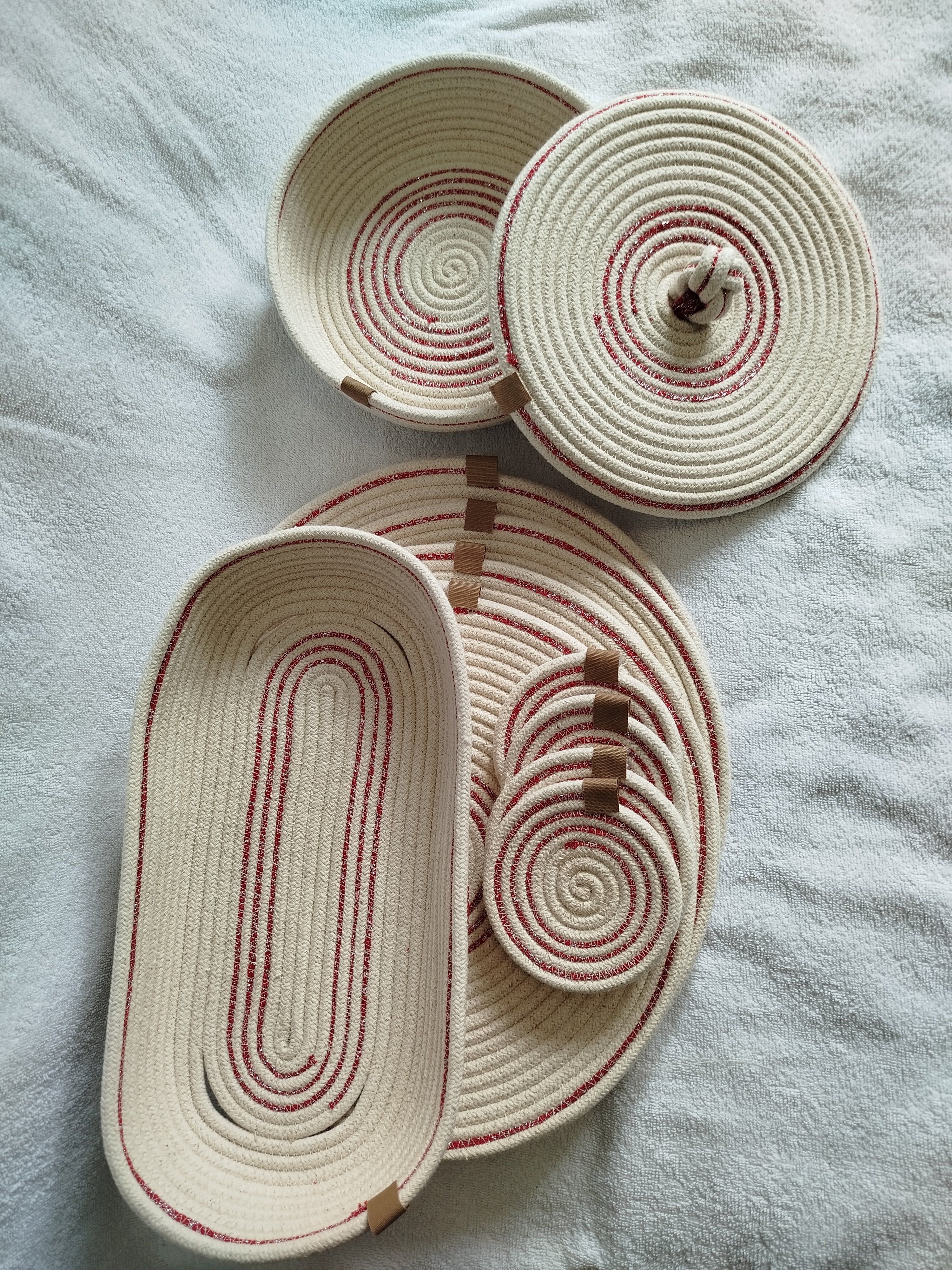 Lisa Dining table set